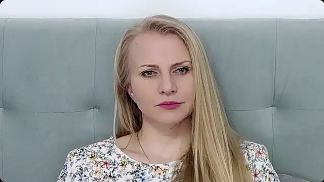 K  Adrienne online show from February 13, 2025, 10:23 am