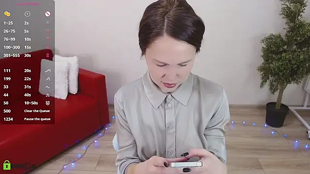 VickyGolden online show from April 23, 2026, 5:30 am