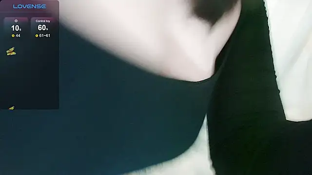 small Eva online show from December 4, 2024, 7:23 pm