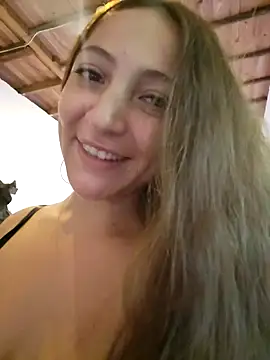 VickyHoult online show from December 21, 2024, 10:30 pm