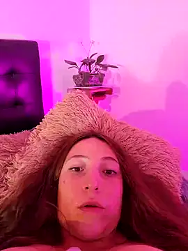 VickyHoult online show from January 24, 2025, 10:19 pm