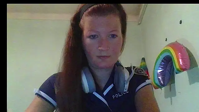 Analimado18 online show from September 25, 2025, 9:29 pm