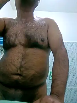 Snapshot of PhillDrake11 chatting on September 18, 2025, 11:29 pm PhillDrake11 online show from September 18, 2025, 11:29 pm