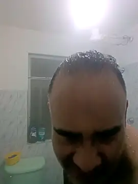 Snapshot of PhillDrake11 chatting on October 1, 2025, 3:01 am PhillDrake11 online show from October 1, 2025, 3:01 am