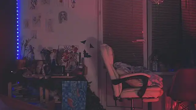 juby yuby online show from December 22, 2024, 8:47 pm