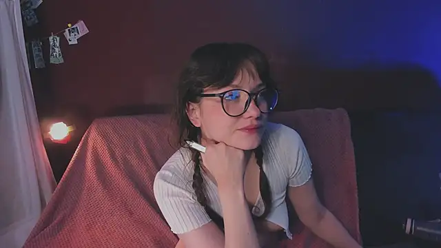 juby yuby online show from October 9, 2025, 1:42 pm