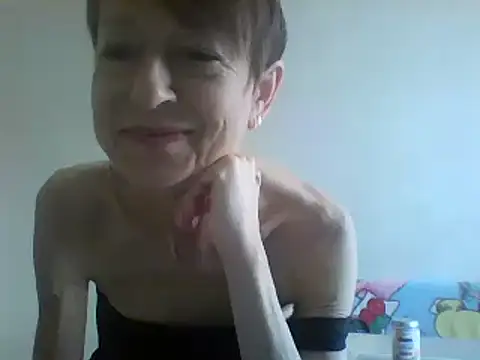 Snapshot of SwettyViktory chatting on April 10, 2026, 10:42 am SwettyViktory online show from April 10, 2026, 10:42 am