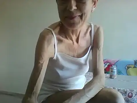 Snapshot of SwettyViktory chatting on April 19, 2026, 11:09 am SwettyViktory online show from April 19, 2026, 11:09 am