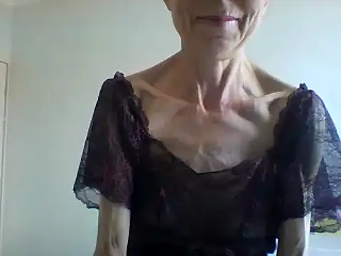 Snapshot of SwettyViktory chatting on May 24, 2026, 7:24 am SwettyViktory online show from May 24, 2026, 7:24 am