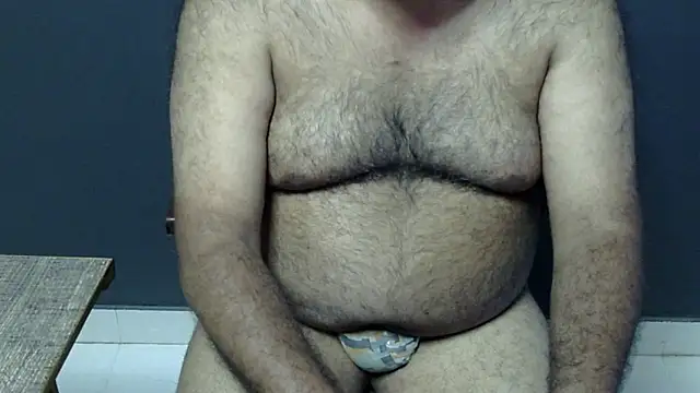 hairysubcub 70 online show from March 13, 2025, 10:26 am