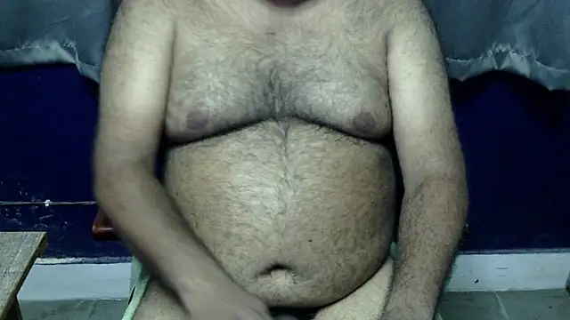 hairysubcub 70 online show from June 3, 2026, 3:39 pm