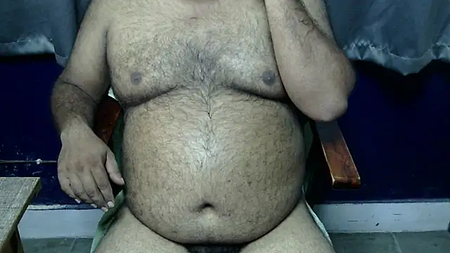 Snapshot of hairysubcub_70 chatting on June 18, 2026, 4:57 am hairysubcub 70 online show from June 18, 2026, 4:57 am