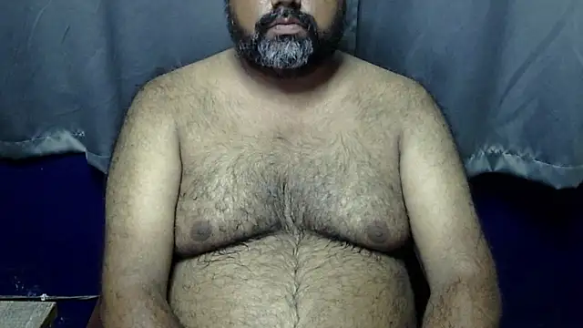 Snapshot of hairysubcub_70 chatting on July 15, 2026, 5:18 pm hairysubcub 70 online show from July 15, 2026, 5:18 pm