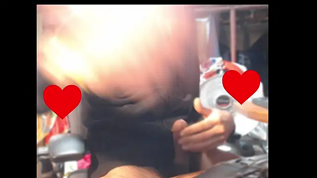 Snapshot of Gsmile1 chatting on March 22, 2025, 4:37 pm Gsmile1 online show from March 22, 2025, 4:37 pm