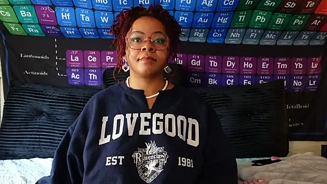 -khayaparker online show from April 24, 2026, 7:27 pm