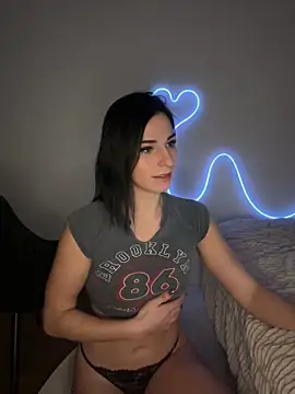 OIivia online show from January 4, 2025, 7:23 pm