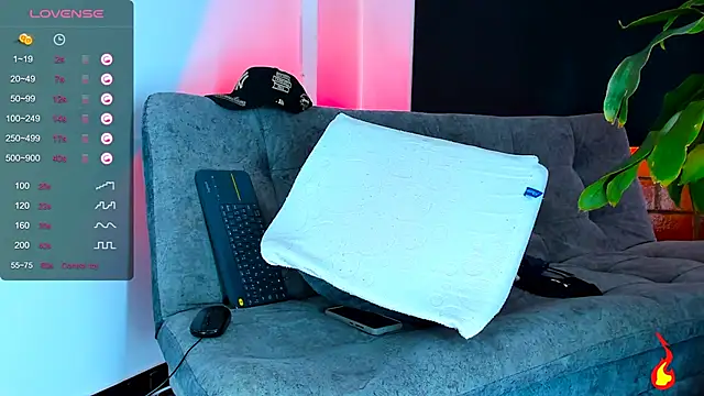 vanegas luis online show from December 5, 2024, 1:06 pm