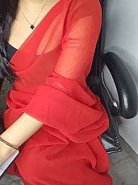 Snapshot of aliyaah_singh chatting on June 1, 2026, 5:58 pm aliyaah singh online show from June 1, 2026, 5:58 pm