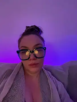 FemDom RubyKnightXXO online show from December 16, 2024, 10:34 pm