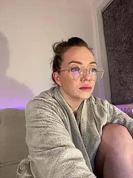 FemDom RubyKnightXXO online show from December 15, 2025, 9:30 pm