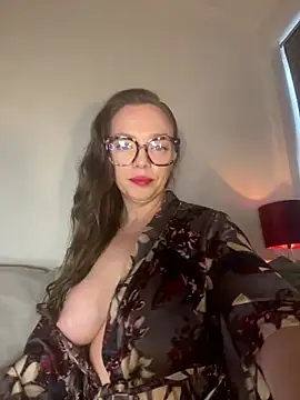 Snapshot of FemDom_RubyKnightXXO chatting on May 31, 2026, 6:20 pm FemDom RubyKnightXXO online show from May 31, 2026, 6:20 pm