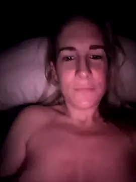 Snapshot of NaomiAndFriends chatting on January 15, 2026, 7:02 am NaomiAndFriends online show from January 15, 2026, 7:02 am