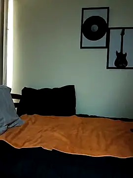 towers j online show from November 21, 2025, 4:38 pm