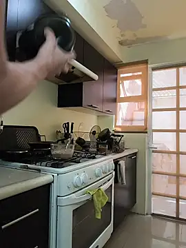 towers j online show from April 27, 2026, 2:37 pm