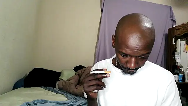 RinsingWood84 online show from March 6, 2026, 11:45 pm