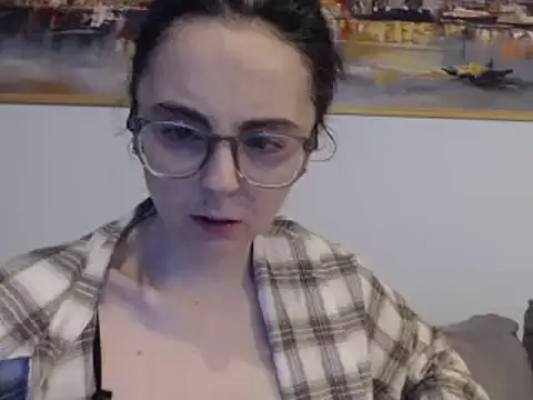 cleophee online show from March 11, 2025, 6:32 am