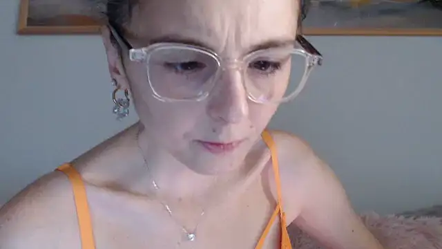 Snapshot of cleophee chatting on July 8, 2026, 5:45 am cleophee online show from July 8, 2026, 5:45 am