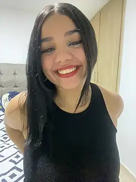 -Camila online show from December 21, 2024, 6:41 am