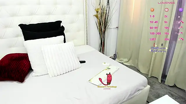 LeylaCum online show from March 6, 2025, 12:41 pm