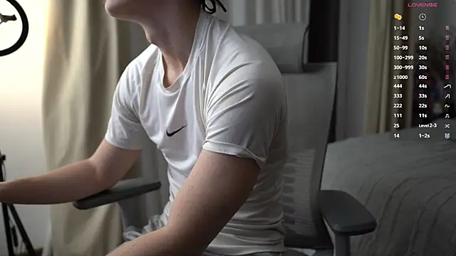 BumBuster69 online show from April 21, 2026, 7:17 pm