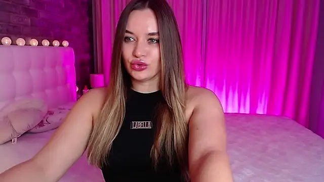 starrydoll online show from January 13, 2026, 4:01 pm