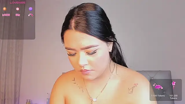 sophy champagne online show from February 18, 2025, 2:16 pm