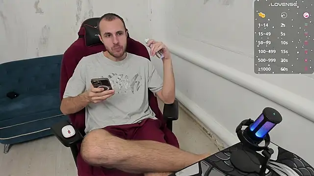 Raamoss online show from December 25, 2024, 7:14 am