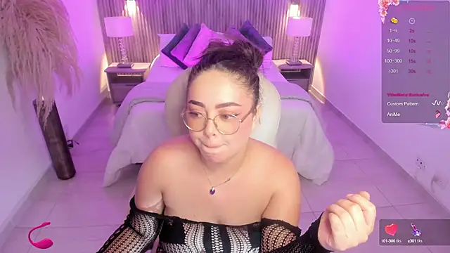 emmy walker online show from September 18, 2025, 11:01 am