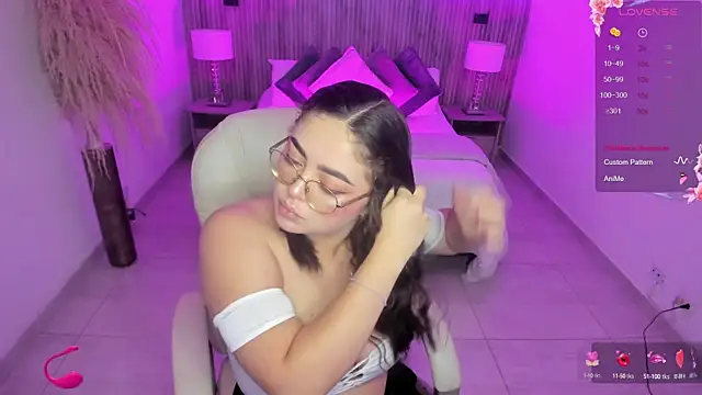 emmy walker online show from September 22, 2025, 11:01 am