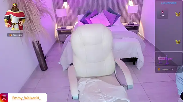 emmy walker online show from October 14, 2025, 11:11 am