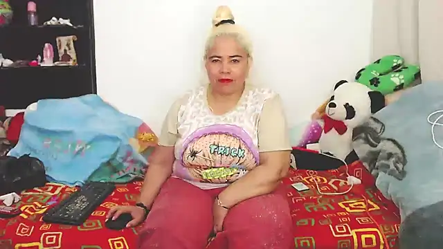 estrellita fugaz16x online show from January 5, 2025, 3:22 am