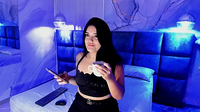Snapshot of Maddysex_ chatting on May 19, 2026, 11:38 am Maddysex online show from May 19, 2026, 11:38 am