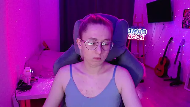 AnabelFrel online show from December 15, 2024, 12:40 am