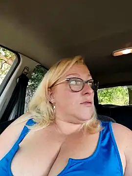 winniess40 online show from April 21, 2026, 11:16 am