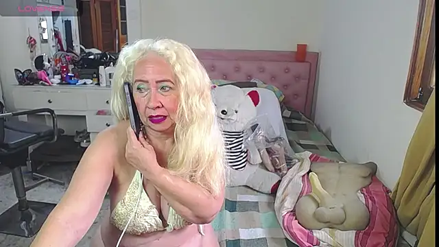 lucy belle bm online show from June 5, 2026, 2:45 pm
