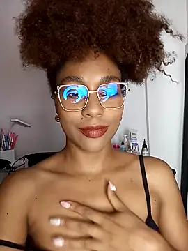 Snapshot of thaimy_ chatting on May 2, 2026, 3:11 am thaimy online show from May 2, 2026, 3:11 am