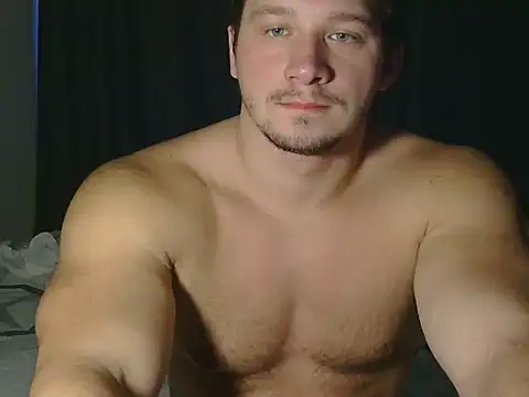 LionEdwin online show from November 3, 2025, 7:42 am