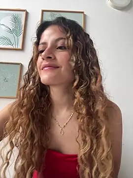 alana15 online show from December 24, 2024, 9:22 pm