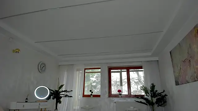 TiffanyHouston  online show from March 1, 2025, 6:46 am