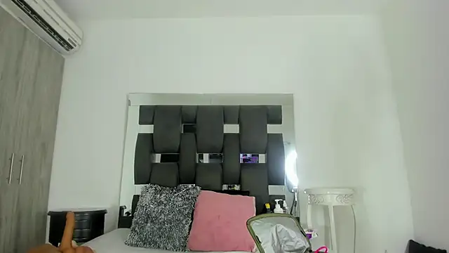 tanyyaa online show from February 7, 2025, 10:40 am